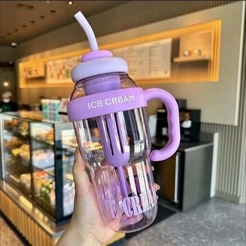 Water Bottle with Handle and Straw - Feature 3